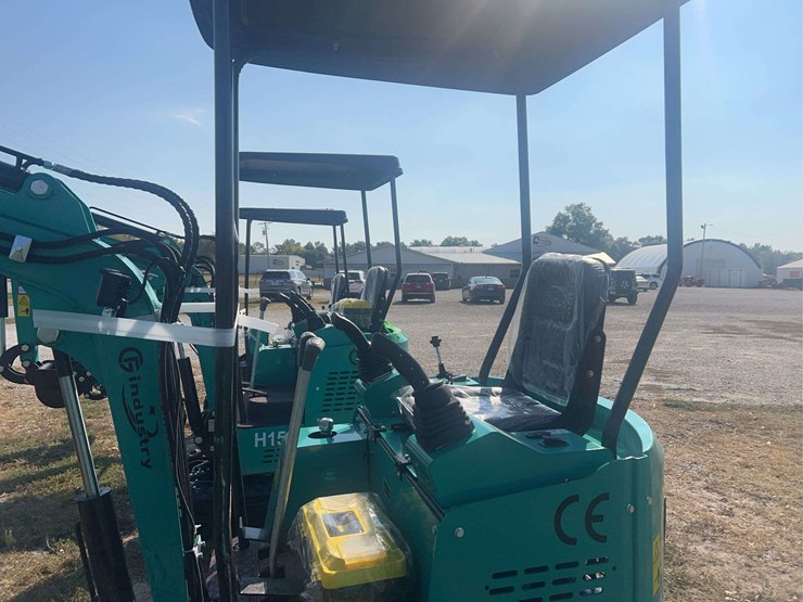 mini-excavator-h15r-image-15