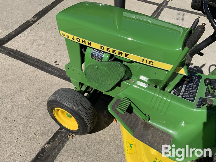 1969-john-deere-112-image-9