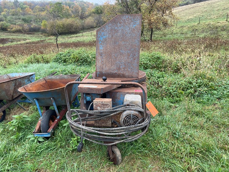 #8136-•-chop'n-bed-bail-chopper-image-2