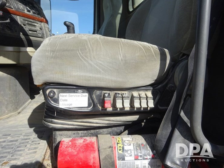 2007-volvo-vnl-day-cab-truck-(pz13987,-unit-110)-image-88