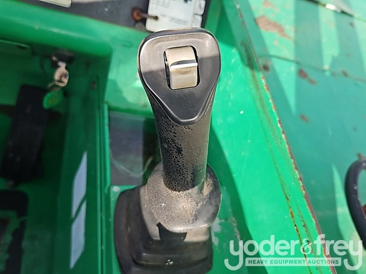 2016-sky-trak-10054-image-33