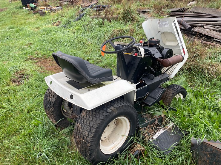 #8105-•-fmc-bolens-h16-lawn-mower-image-8