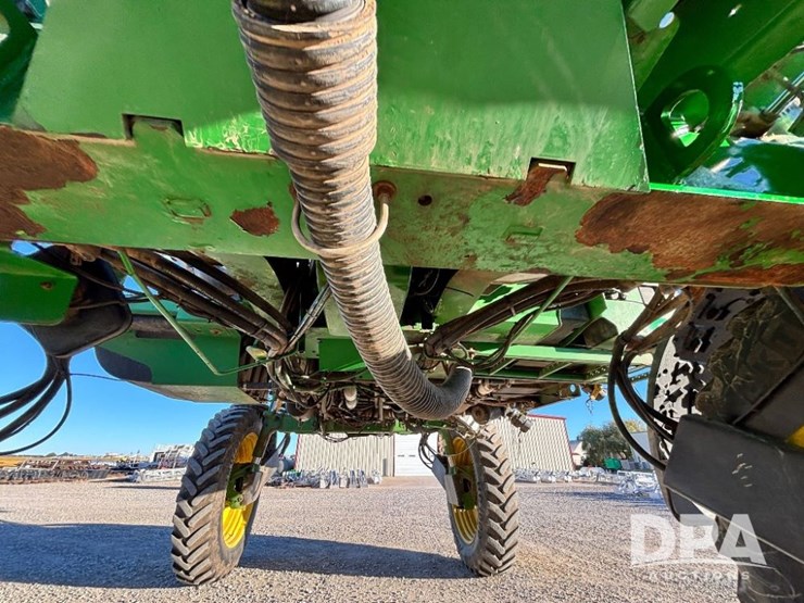 2013-john-deere-4830-image-26