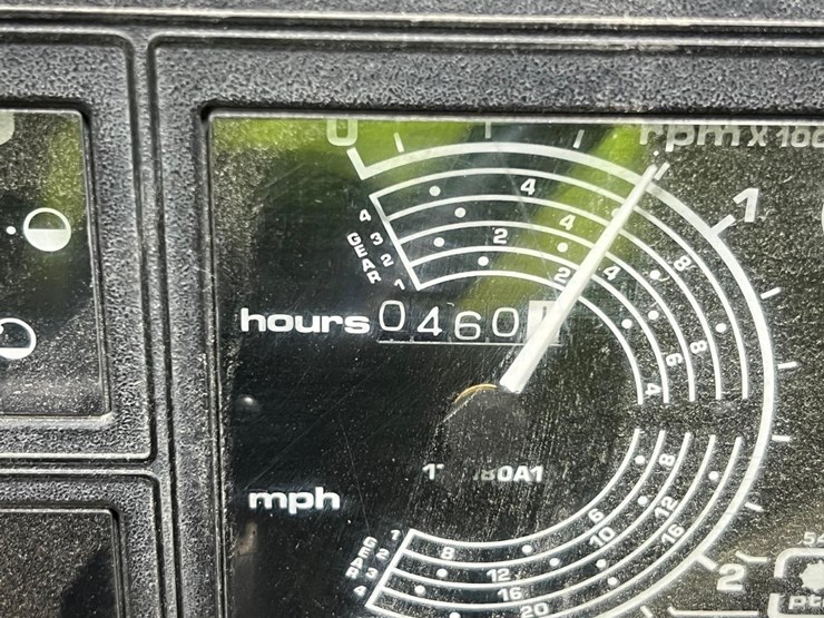 case-ih-3220-image-22