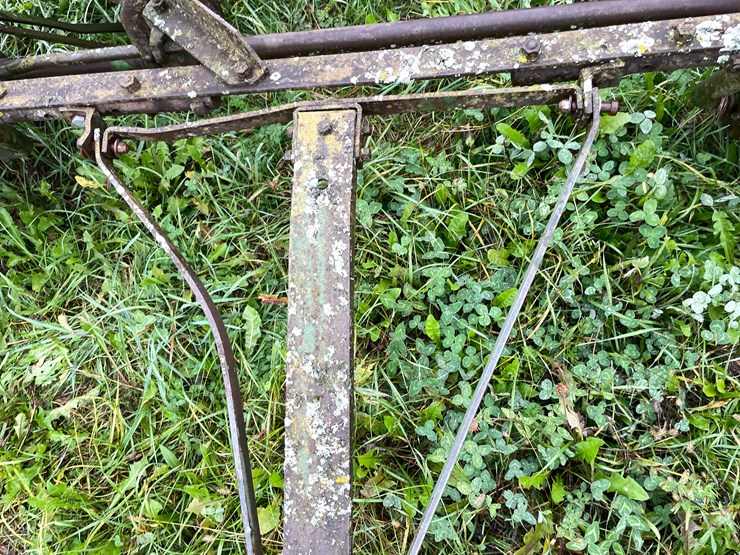 #8031-•-john-deere-hay-rake-image-8