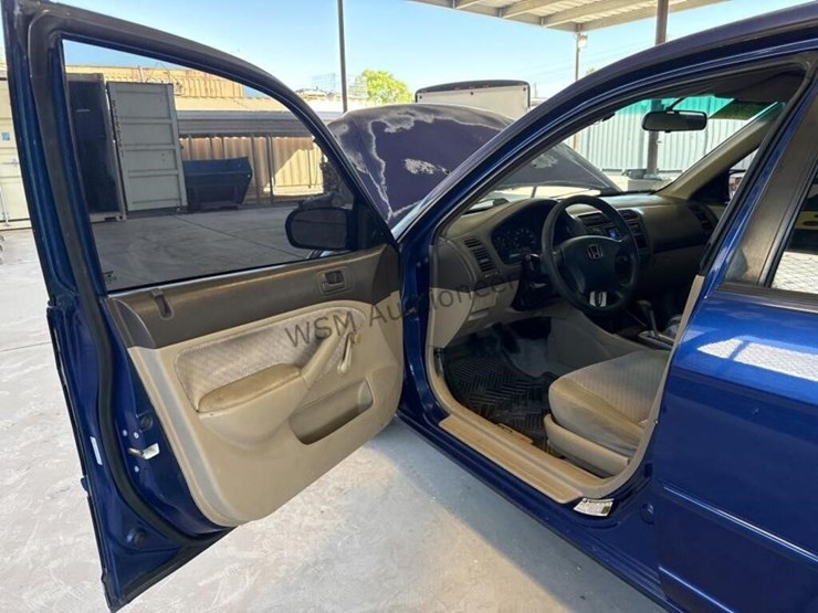 2005-honda-civic-sdn-image-20