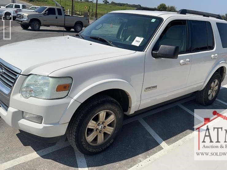 2008-ford-explorer-xlt-image-6