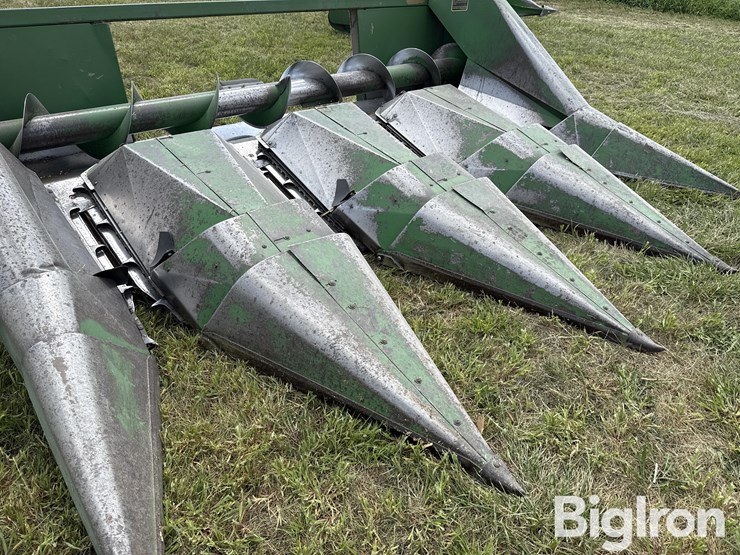 john-deere-444-image-18