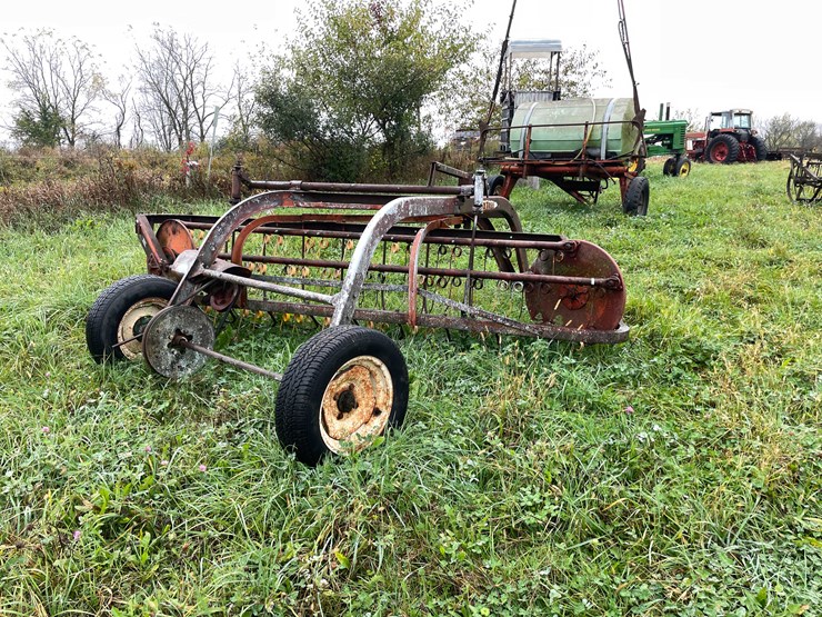#8033-•-new-idea-hay-rake-image-5