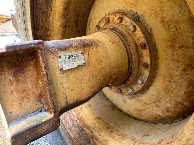 2013-tigercat-720e-image-16