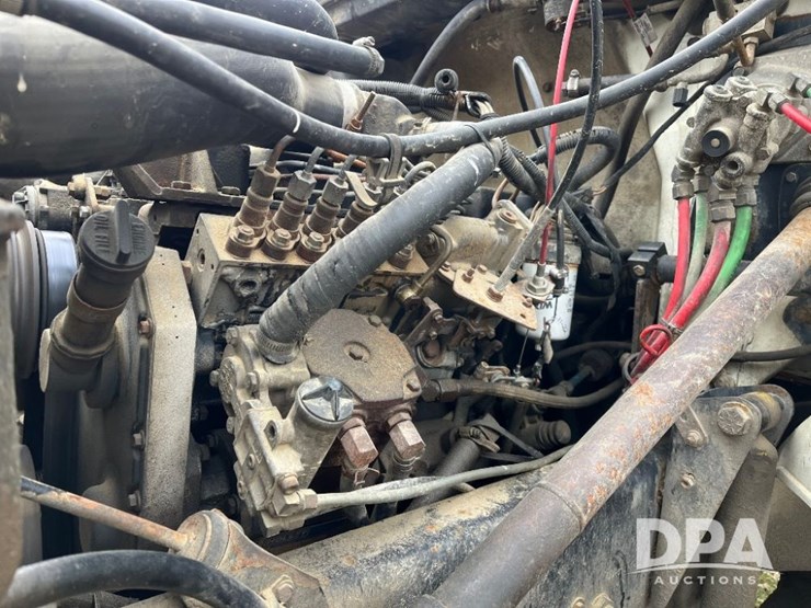 1995-freightliner-fl70-image-72