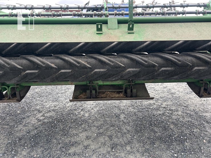 john-deere-820-image-6