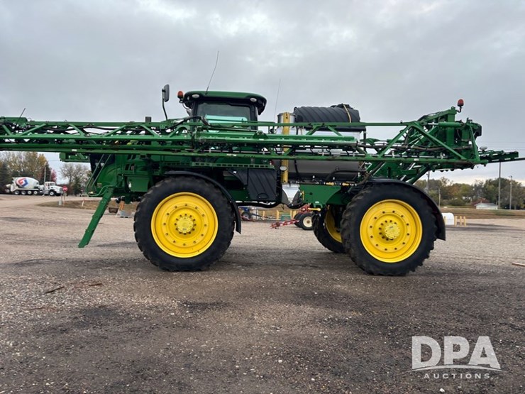 2018-john-deere-r4045-image-4
