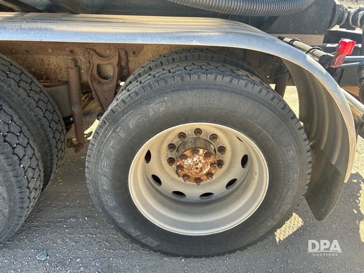 1991-international-9400-image-16