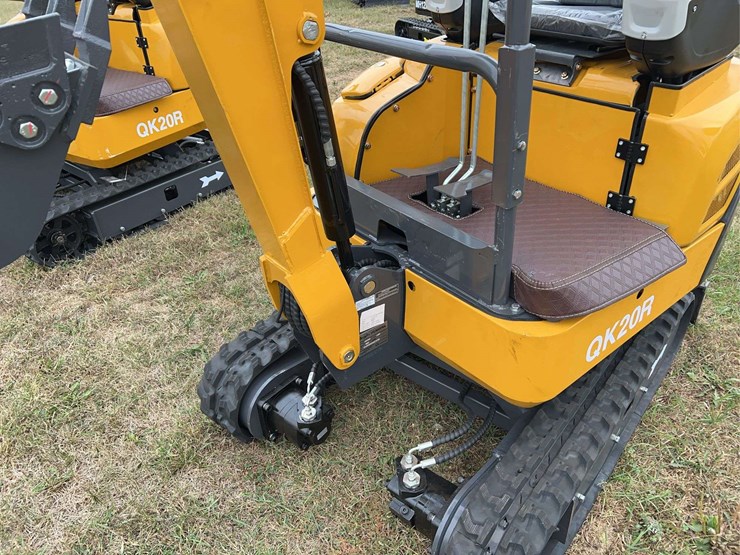 mini-excavator-qk20r-image-11