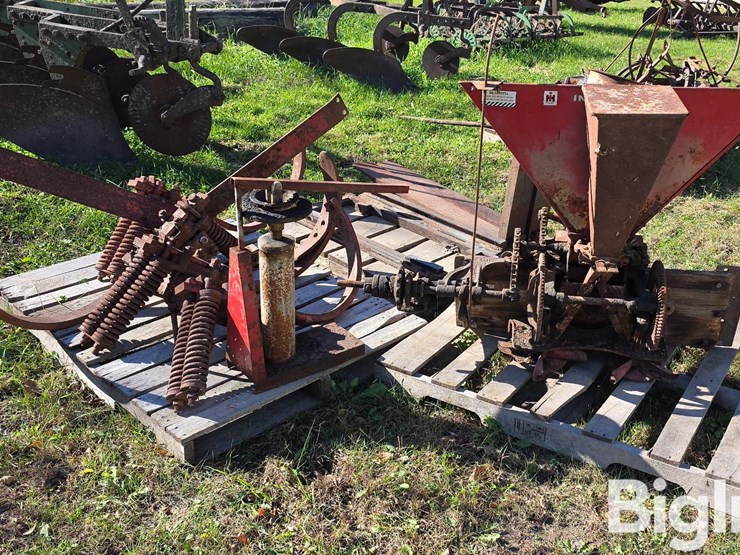 international-end-gate-seeder-image-7