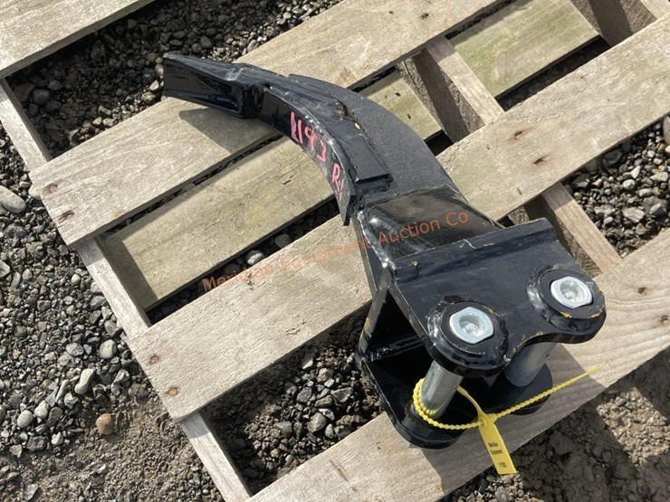 ir-mini-excvator-ripper-image-4