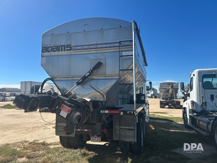 2006-freightliner-century-dry-truck-(cp1180-unit-16052)-image-6