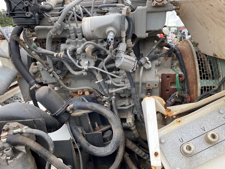 2010-unknown-trailer-image-11