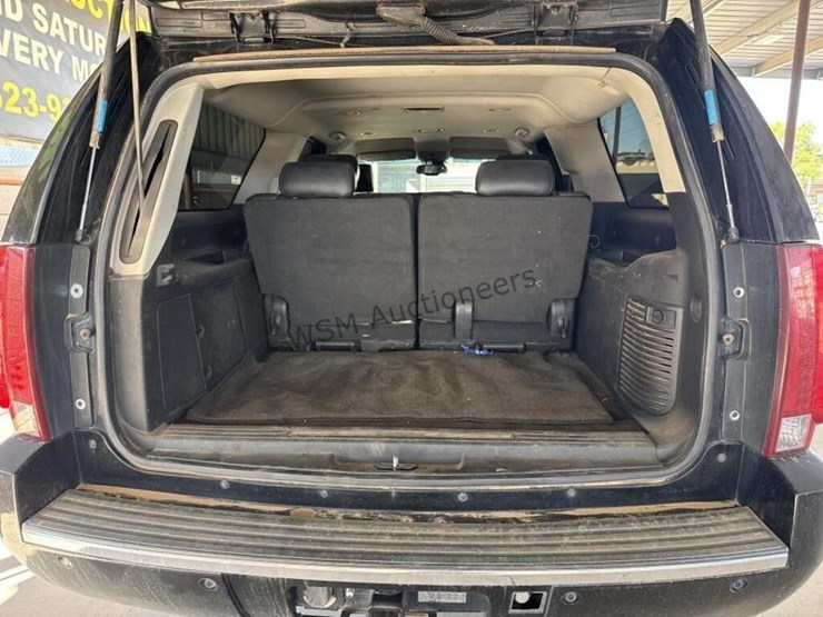 2007-cadillac-escalade-esv-image-9