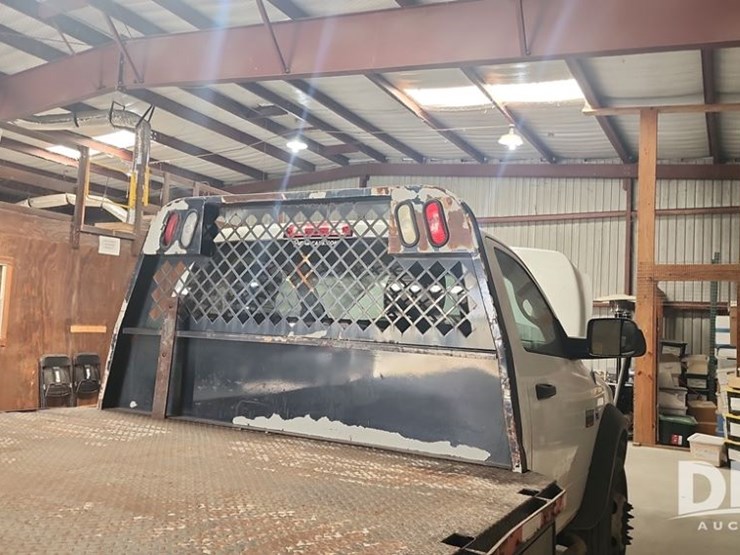 2012-dodge-ram-5500-image-19