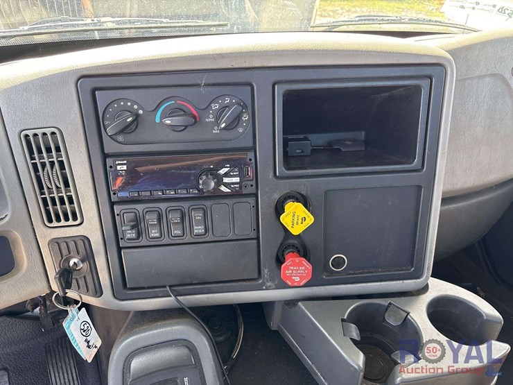 2015-international-transtar-8600-image-28