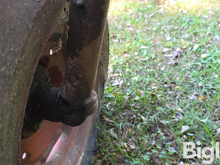 1958-massey-ferguson-50-image-18