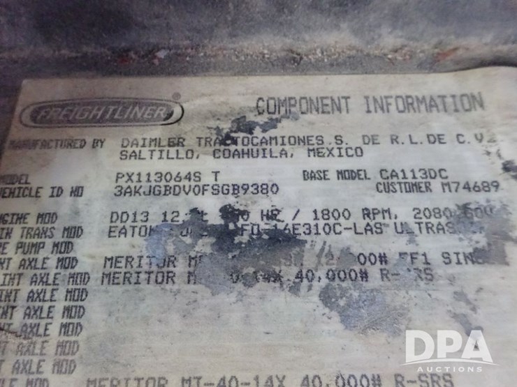 2018-freightliner-cascadia-day-cab-truck-(pz13986,-unit-405)-image-99