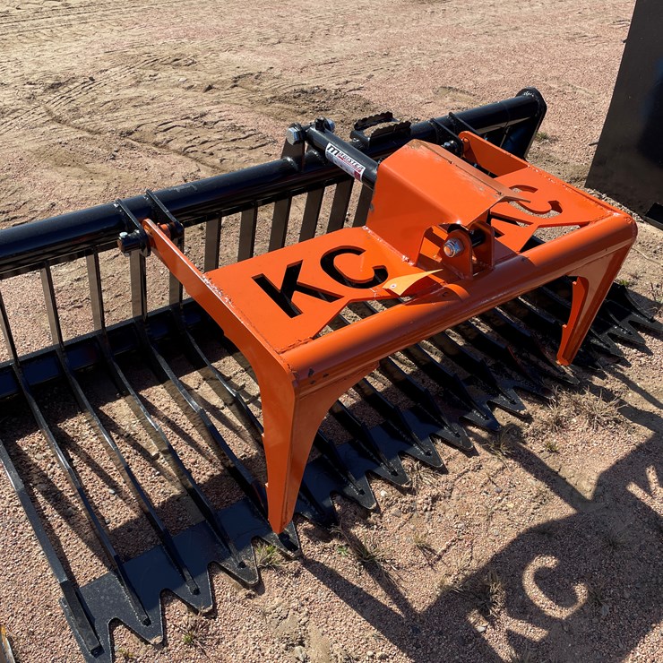 #4140 • 76" Skeleton Grapple Bucket Attachment