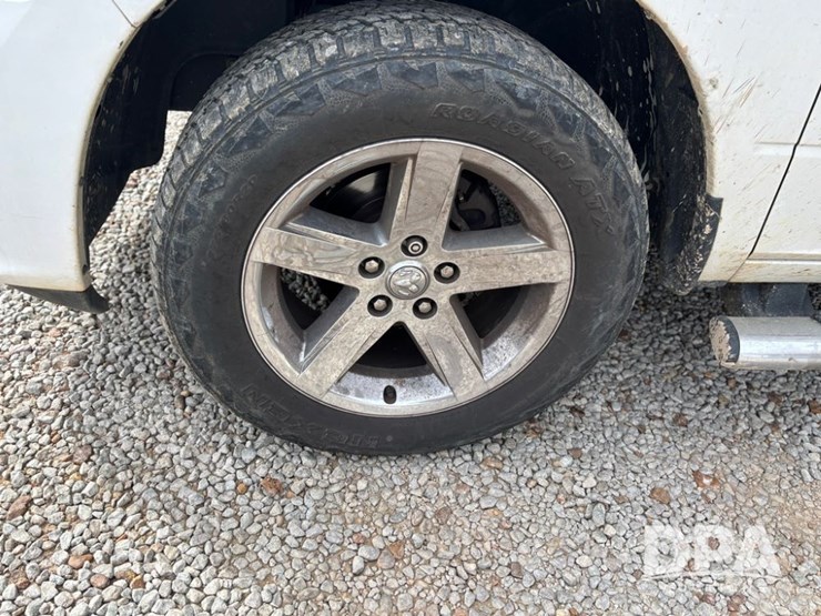 2013-dodge-ram-1500-image-27