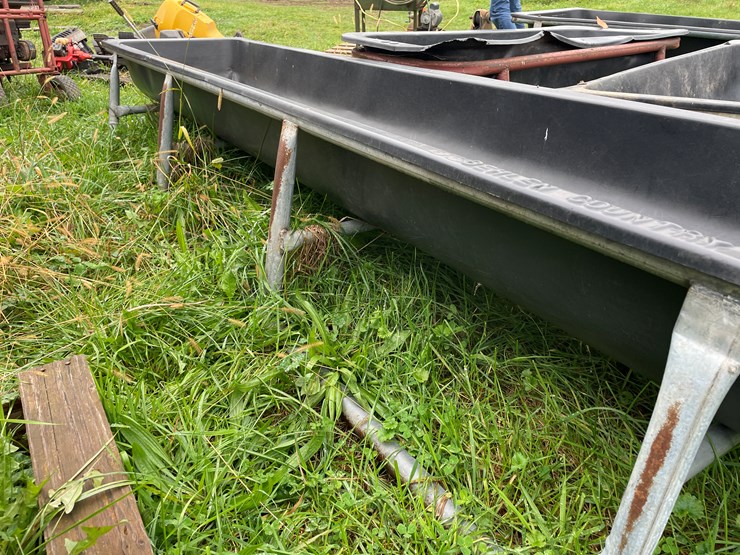 #9626-•-behlen-country-water-trough-image-3