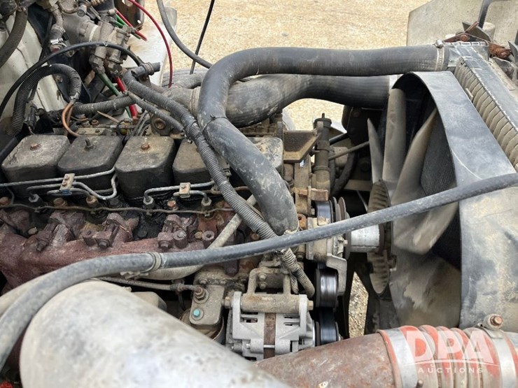 1995-freightliner-fl70-image-67