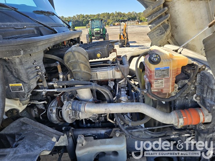 2019-international-lt-image-28