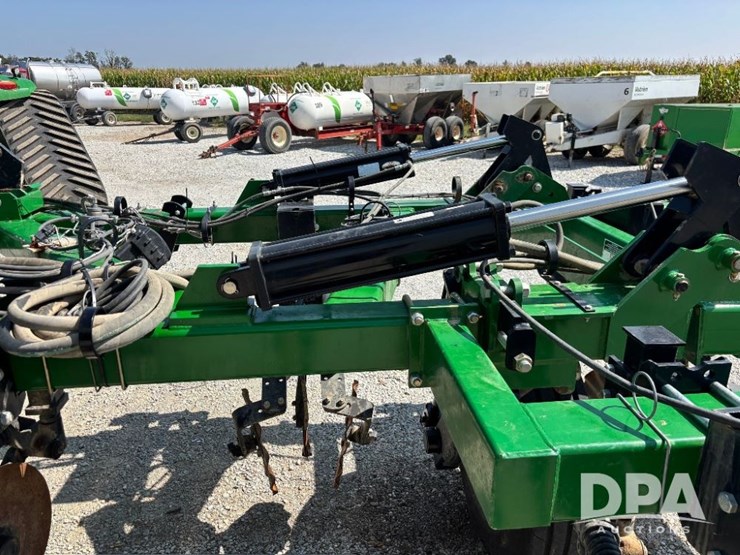 2021-unverferth-3500-image-49