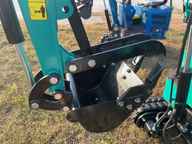 mini-excavator-h15r-image-10