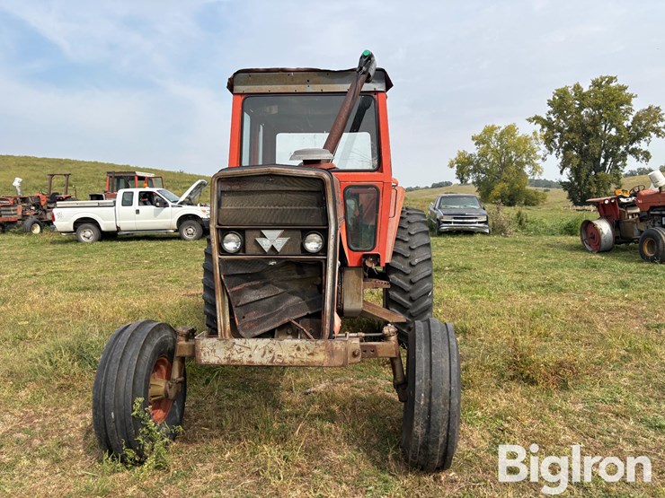 1973-massey-ferguson-1135-image-2
