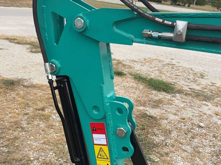 mini-excavator-mh12rx-image-10