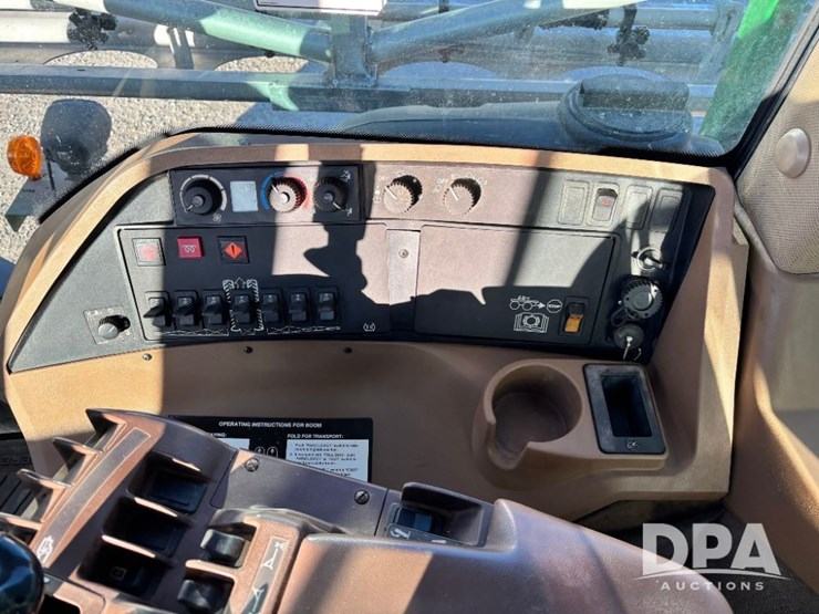 2013-john-deere-4830-image-113