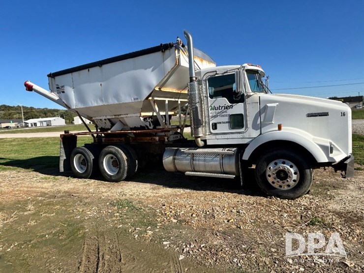 2007-kenworth-t800-image-6