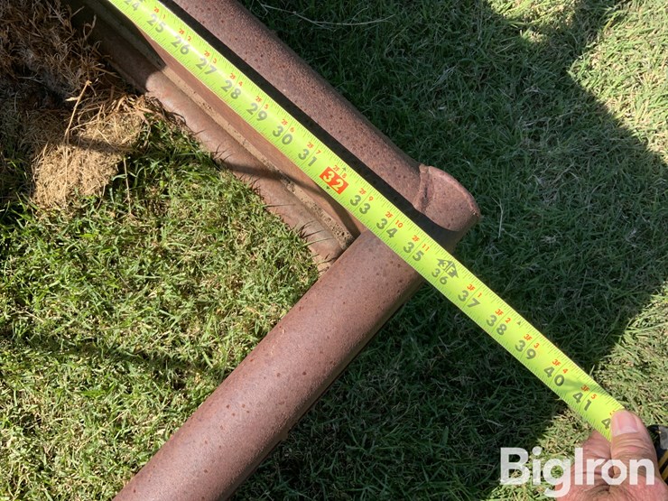 cliff’s-welding-fence-line-feed-bunks-image-12