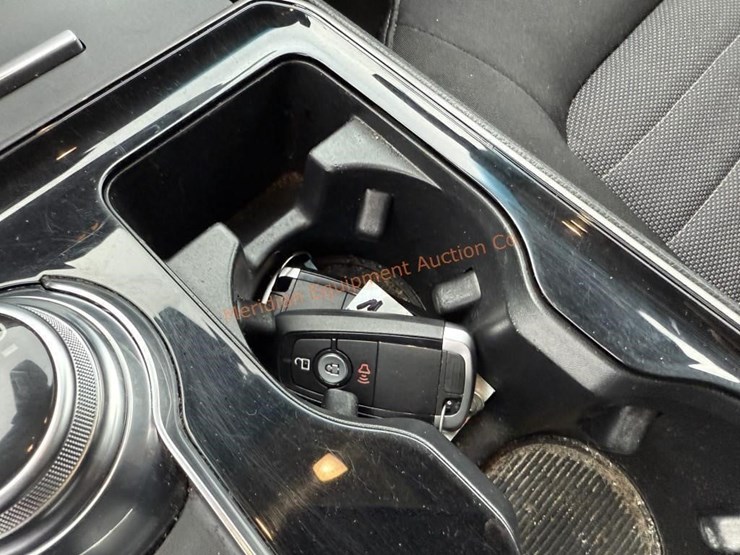 2020-ford-edge-image-38