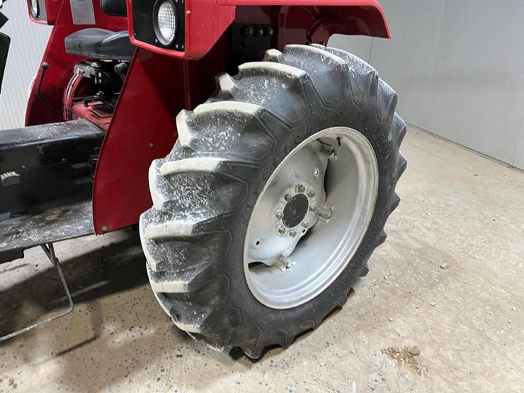 case-ih-3220-image-13