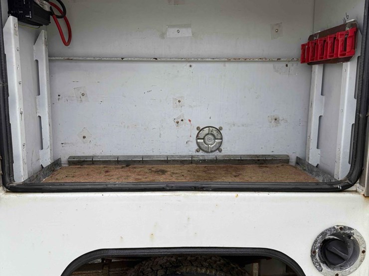 2007-ford-f550-image-13