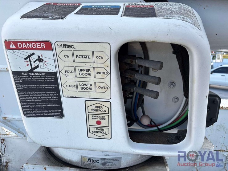 2013-international-workstar-7400-image-21