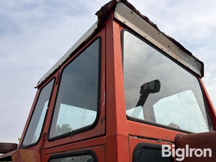 1973-massey-ferguson-1135-image-17