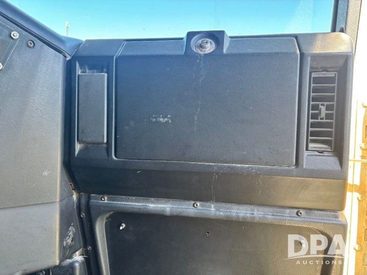 1993-freightliner-fld120-image-80