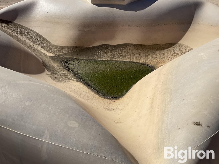 1600-gallon-liquid-fertilizer-poly-tank-image-11