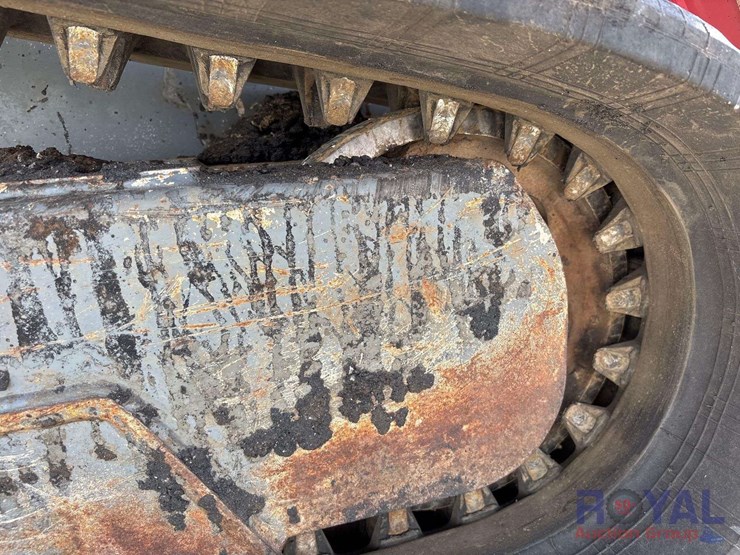 2016-takeuchi-tl10v2-image-37