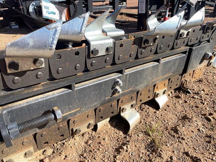 #4095-•-wolverine-hydraulic-trencher-attachment-image-16