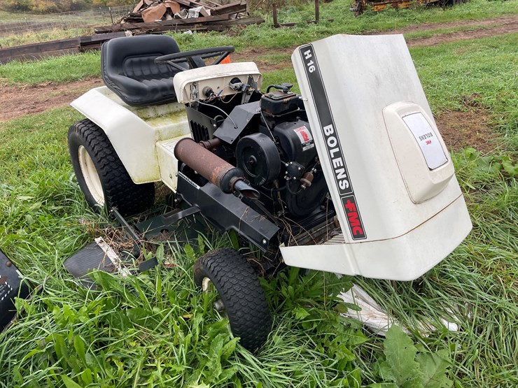 #8105-•-fmc-bolens-h16-lawn-mower-image-3